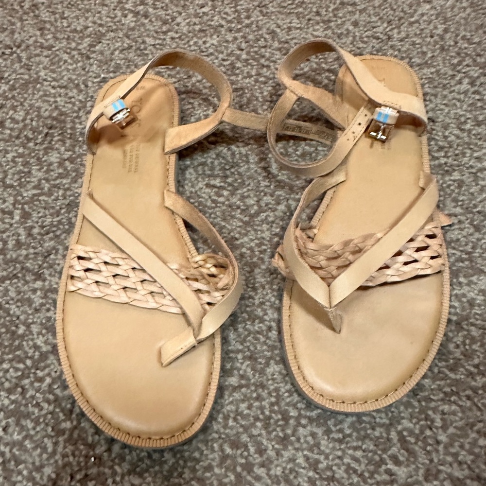 Toms sandals